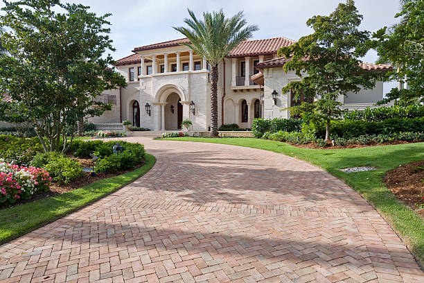 Best Permeable Paver Driveway  in Yellville, AR